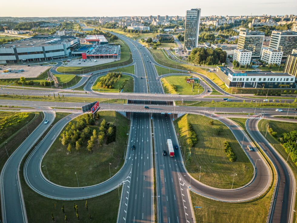SUSISIEKIMO INFRASTRUKTŪRA